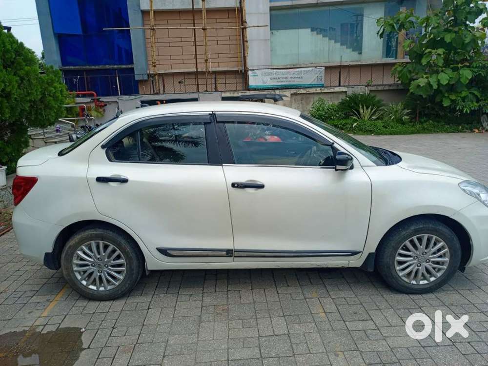 Maruti Suzuki Dzire 1.2 Zxi, 2021, Petrol