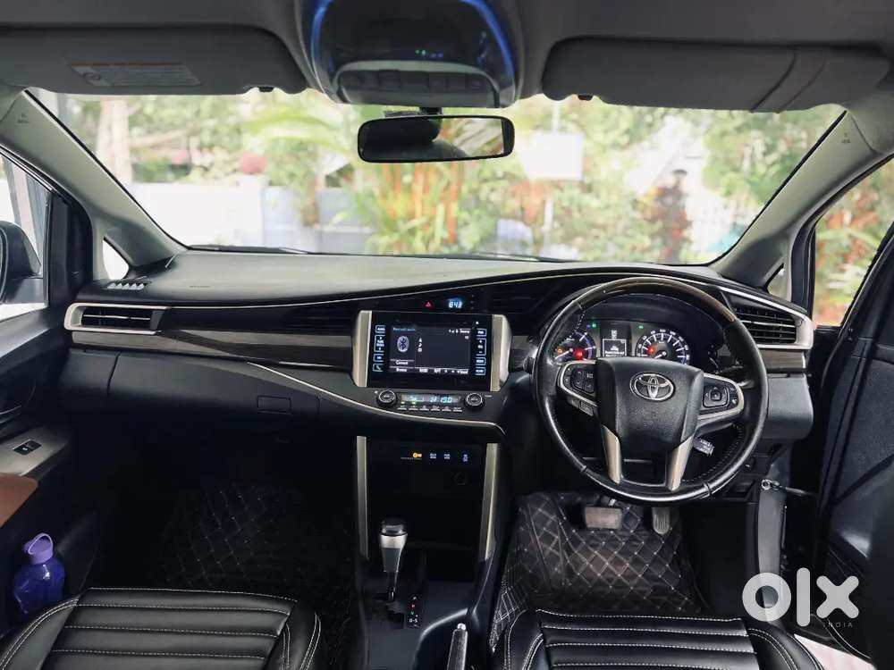 Toyota Innova Crysta 2.8 Zx At 2016  Kl Ready  Good Condition