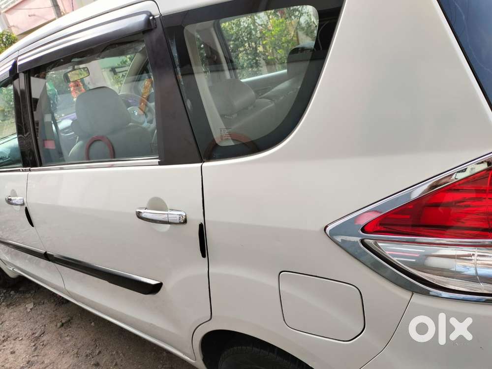 Maruti Suzuki Ertiga 2016