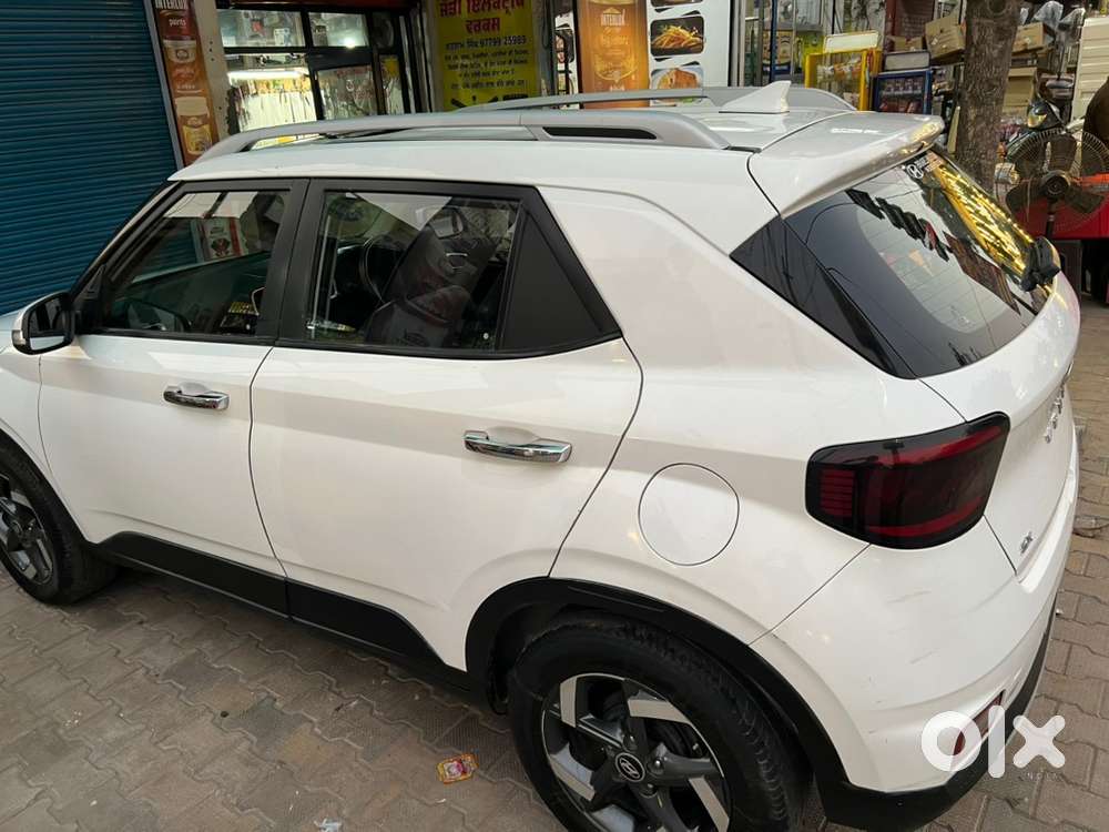 Hyundai Venue Diesel 2019