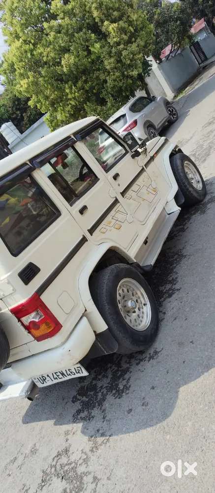 Vip Gzb No. Mileage 25/ltr. No Of Alloys 5 , Bumper Only Repaint.