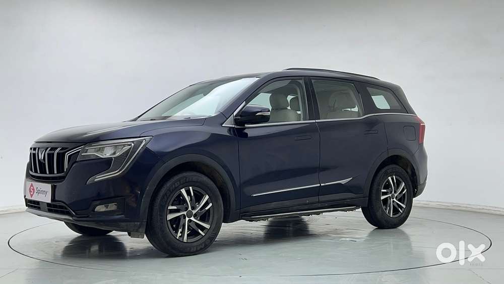 Mahindra Xuv700 2.0 Ax 5 Petrol Mt 7 Str, 2022, Petrol