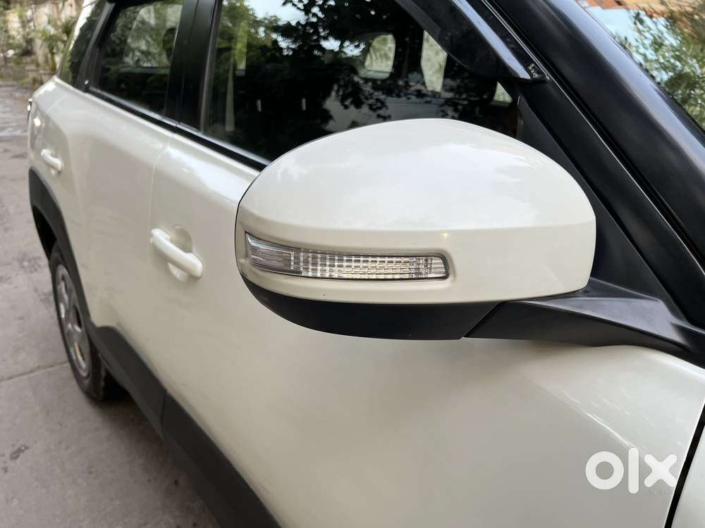Maruti Suzuki Brezza 1.5 Vxi Smart Hybrid, 2023, Petrol