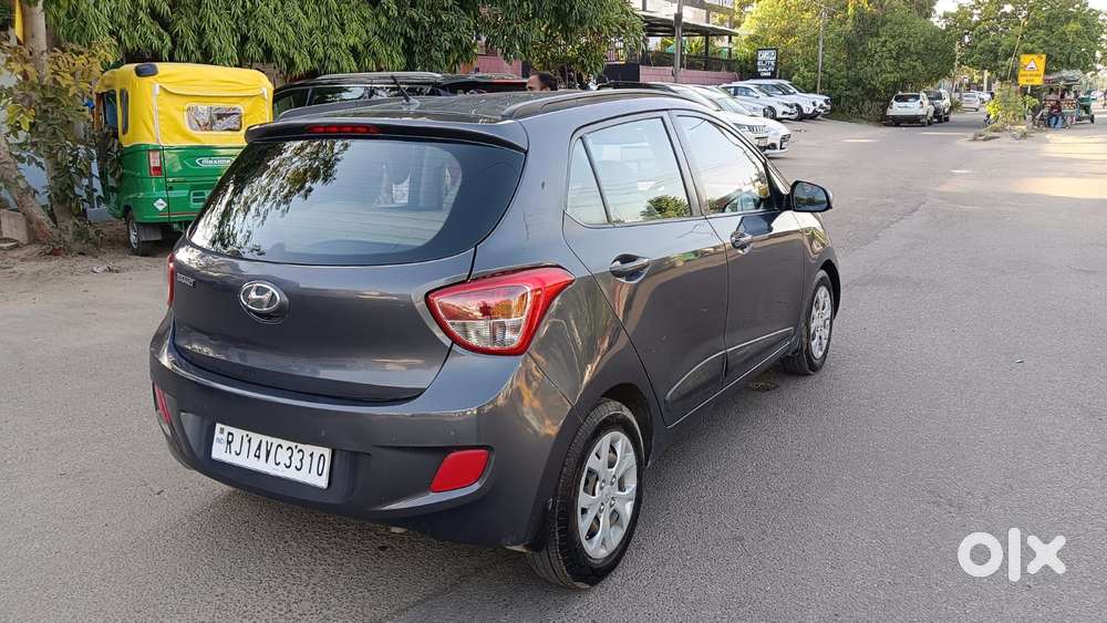 Hyundai Grand I10 Sportz1.2 Crdi, 2016, Petrol
