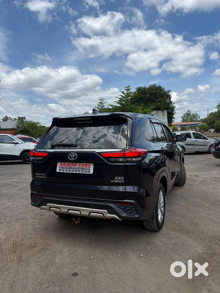 Toyota Innova Hycross 2.0 Vx Hybrid 7 Str, 2023, Diesel