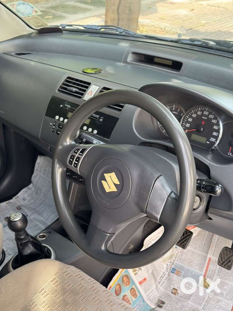 Maruti Suzuki Swift Dzire 1.3 Zxi, 2009, Petrol