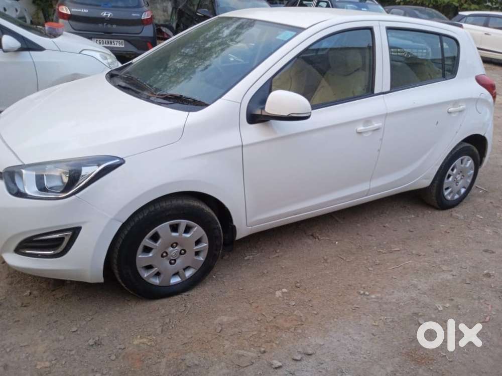 Hyundai I20 Sportz 1.2 Bs-iv, 2013, Petrol