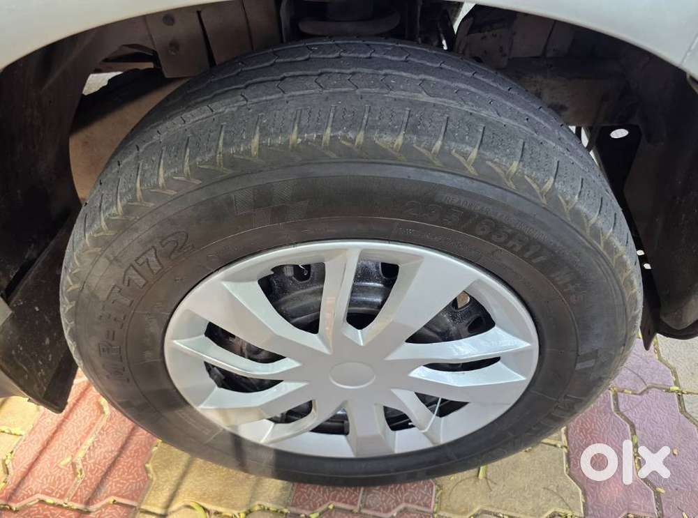 Mahindra Scorpio S6 8 Seater, 2016, Petrol