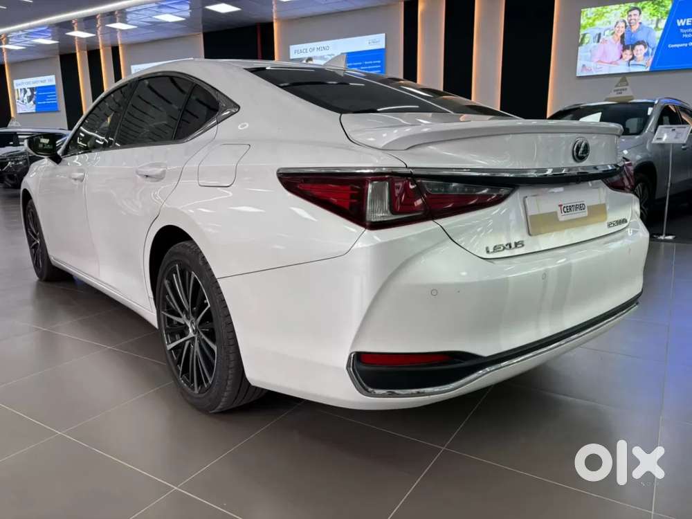 Lexus Es, 2023, Petrol