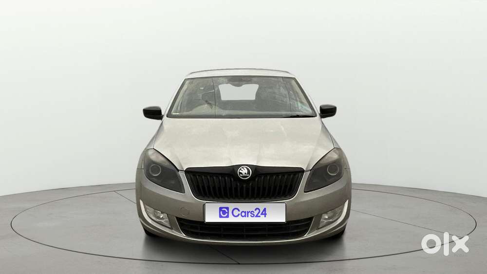 Skoda Rapid 1.6 Mpi At Ambition, 2014, Petrol
