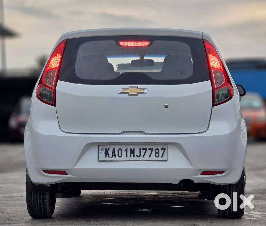 Chevrolet Sail, 2013, Petrol