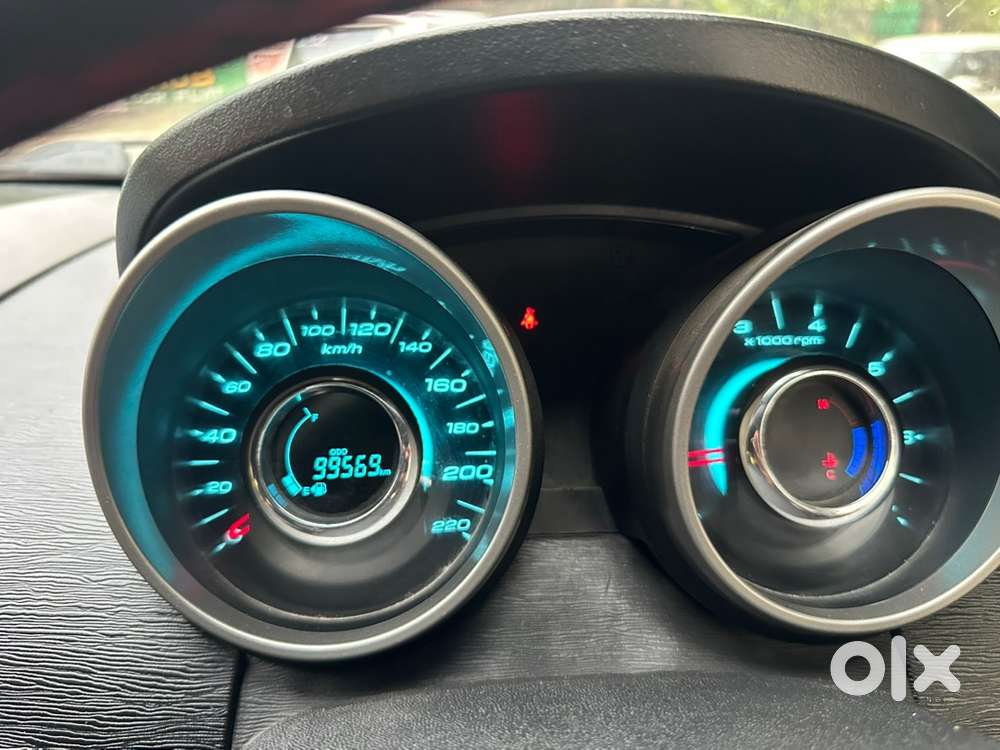 Mahindra Xuv500 2021 Diesel 1st Owner , Vip Number 0015 Cost Extra