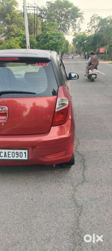 Hyundai I10 Sportz, 2013, Petrol