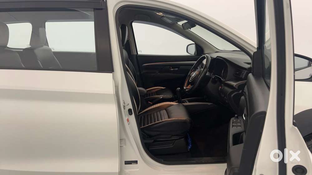 Maruti Suzuki Xl6 1.5 Zeta Mt, 2025, Petrol