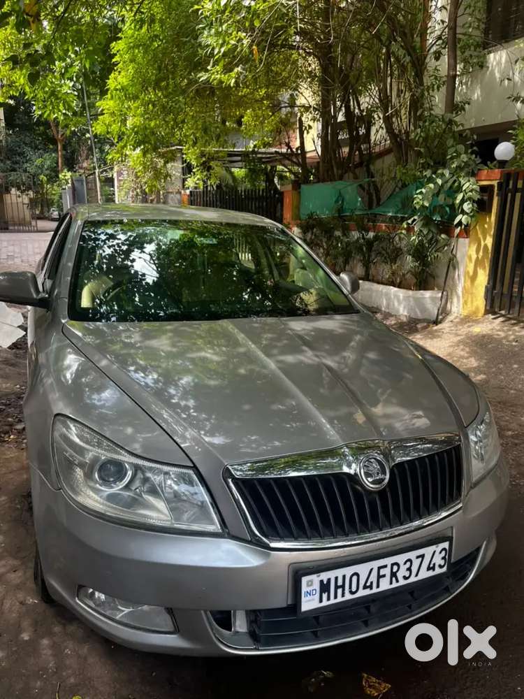 Skoda Laura 2.0 Ambiente 2012