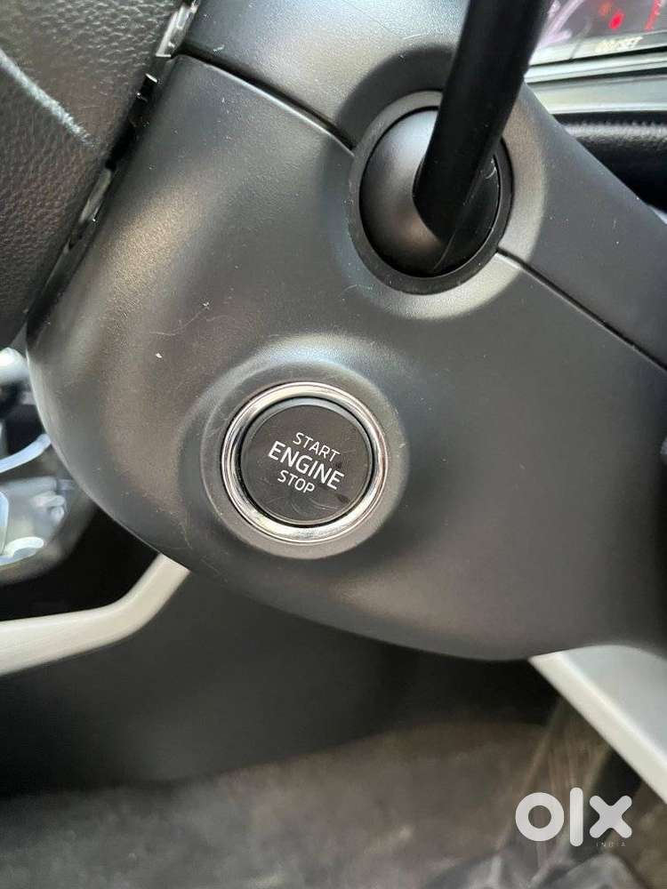 Skoda Kushaq 1.0 Tsi Style At (6 Airbags), 2021, Petrol