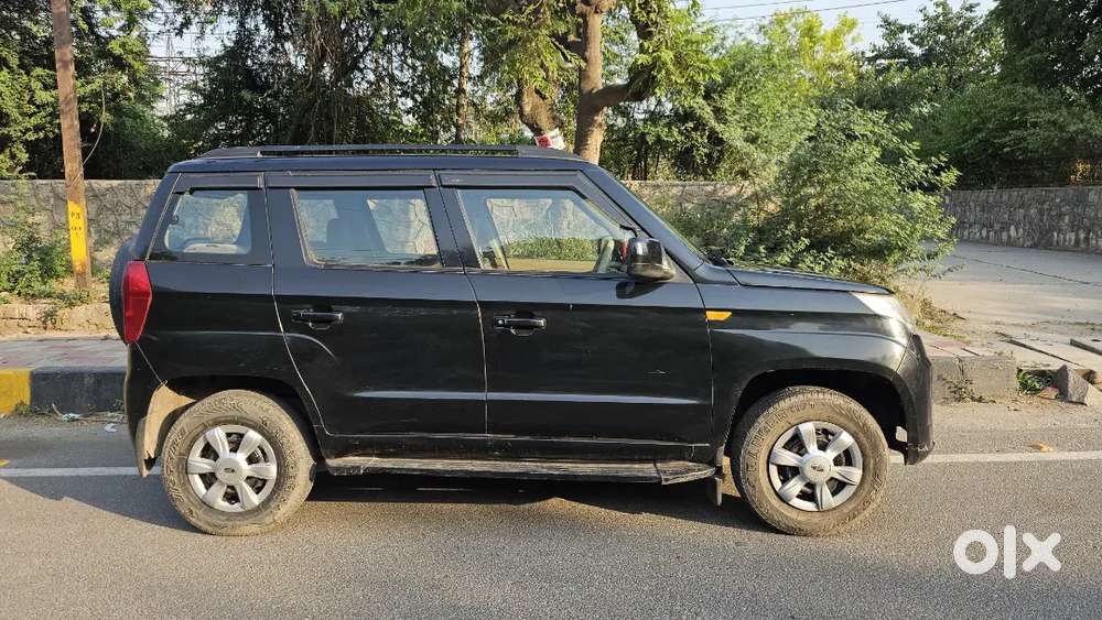 Mahindra Tuv 300 2016 T6+ Single Owner