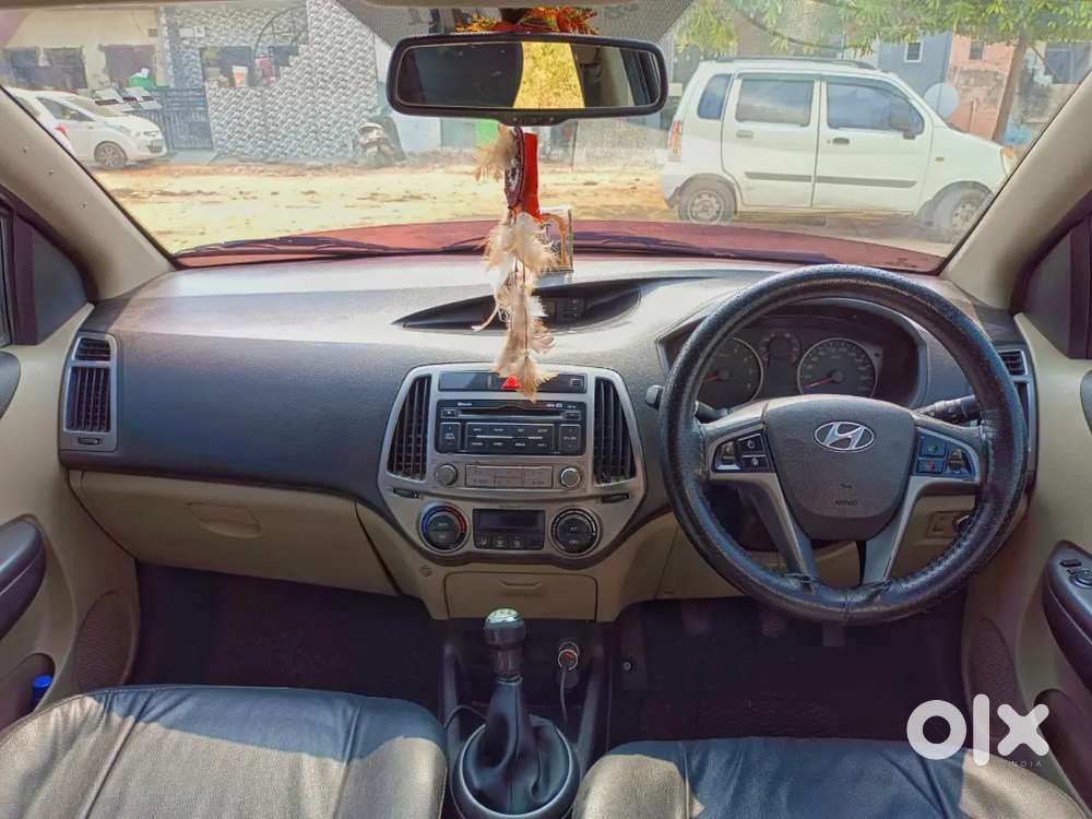 Hyundai I20 Sportz 2012 Variant