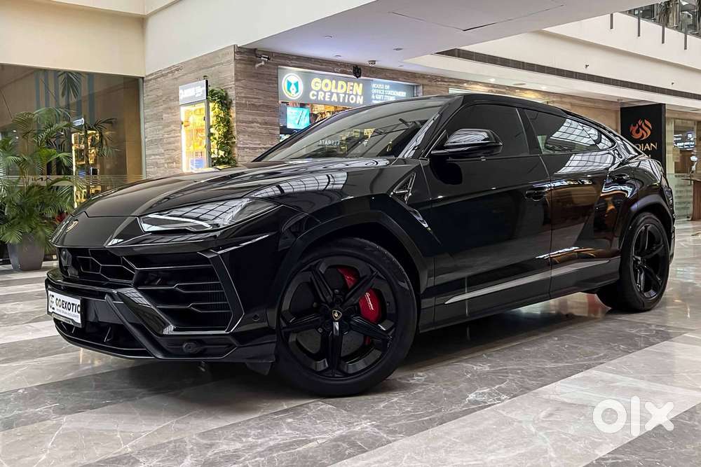 Lamborghini Urus, 2021, Petrol