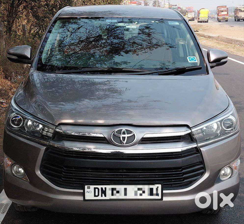 Toyota Innova Crysta 2.4 V, 2016, Diesel