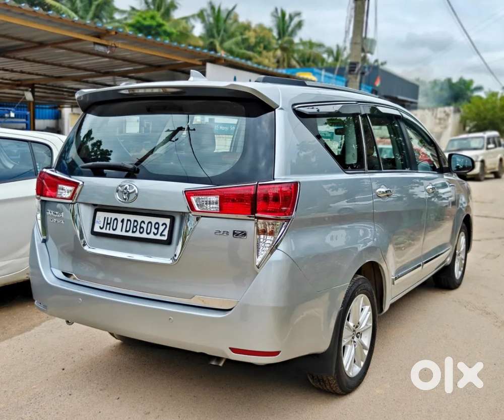 Toyota Innova Crysta 2.8 Zx At 7 Seater, 2018, Diesel