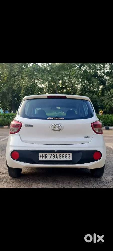 Hyundai I10 Magna Petrol + Cng 2017