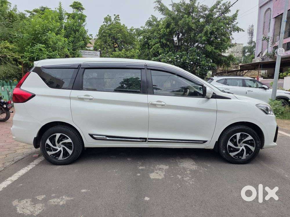 Maruti Suzuki Ertiga Vxi Shvs, 2023, Petrol