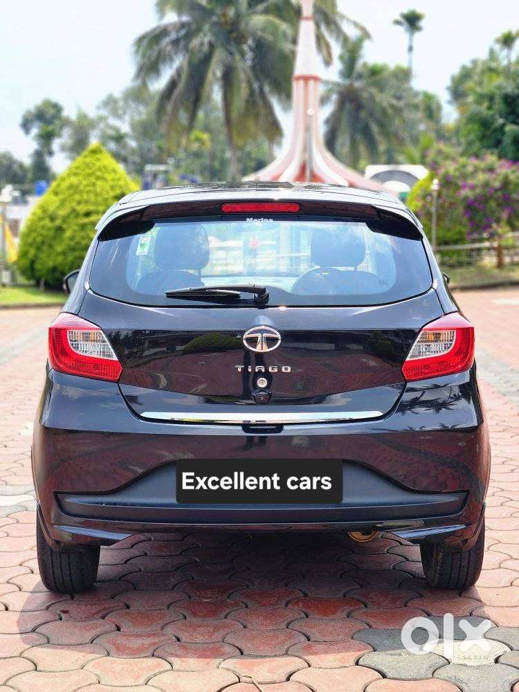 Tata Tiago 1.05 Revotorq Xz Plus Dualtone, 2023, Petrol