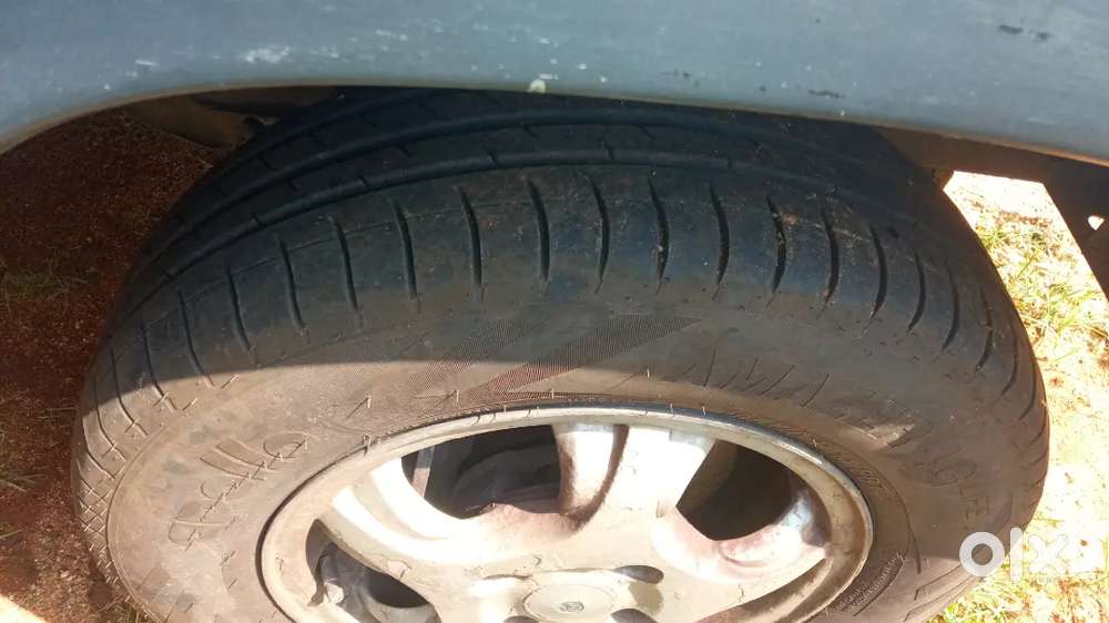 Toyota Quelis