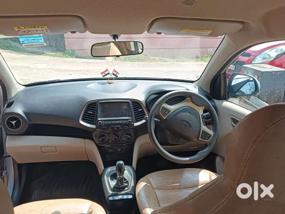 Hyundai Santro 1.1 Amt Sportz Hatchcack 20121 Model And Only 21000 Km