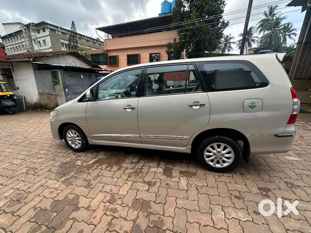 Toyota Innova 2014 Diesel 149000 Km Driven