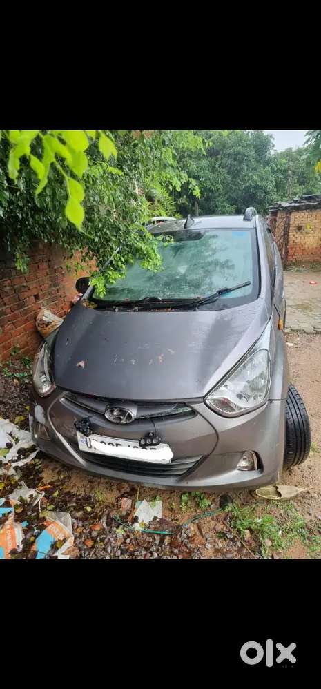 Hyundai Eon Era 2014 Petrol With Alloy Wheels + Infotainment System Wo
