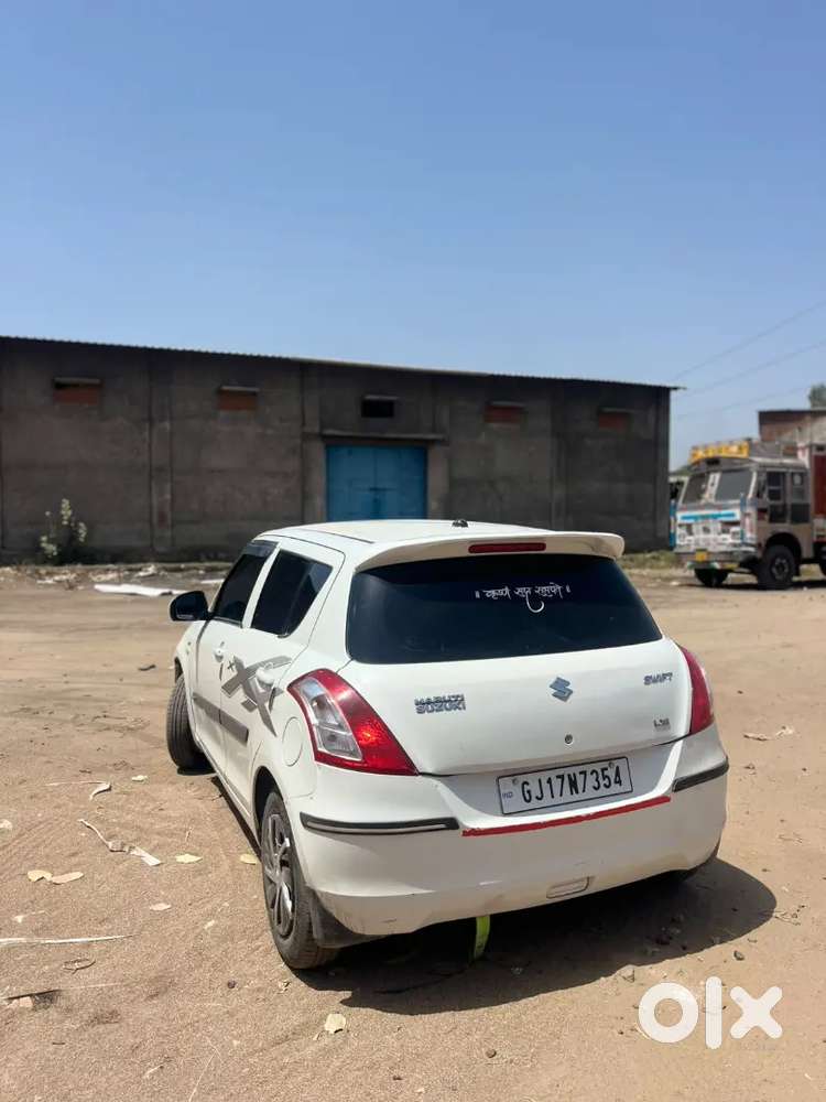 Maruti Suzuki Swift 2012 Cng & Hybrids 82000 Km Driven