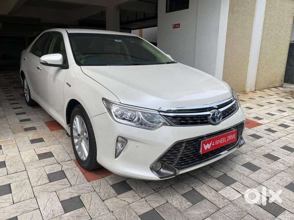 Toyota Camry 2.5 Hybrid, 2016, Petrol