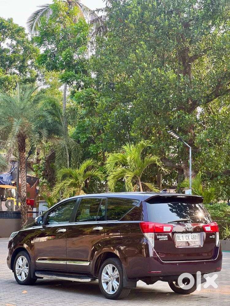 Toyota Innova Crysta 2.8z Automatic, 2017, Diesel