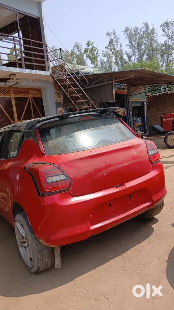 Swift Car With Alloy Wheel