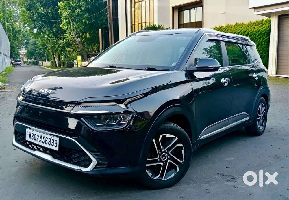 Kia Carens 1.4 Luxury Plus 6 Str, 2022, Petrol