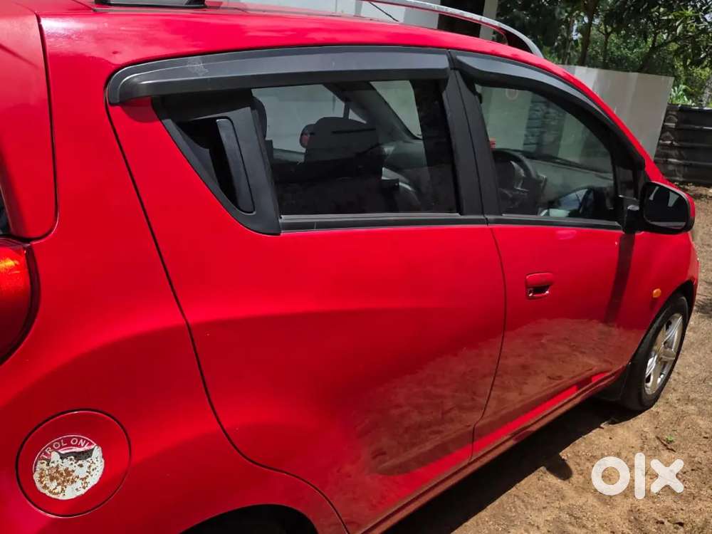 Chevrolet Beat Petrol 2014