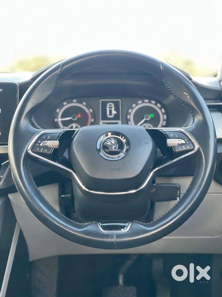 Skoda Kushaq 1.0 Tsi Ambition At, 2022, Petrol