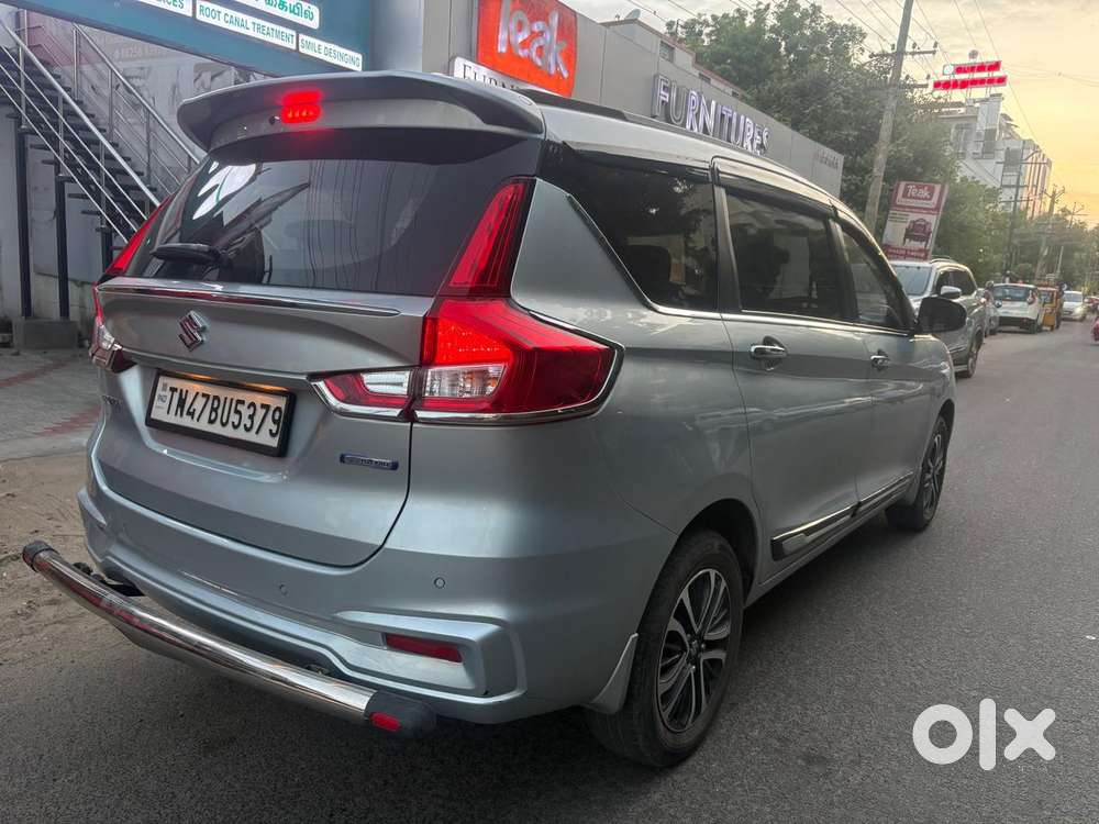 Maruti Suzuki Ertiga Shvs Zdi Plus, 2022, Petrol