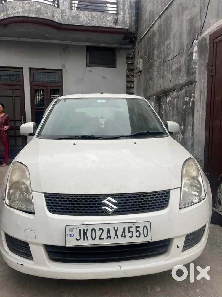 Maruti Suzuki Swift Dzire 2012