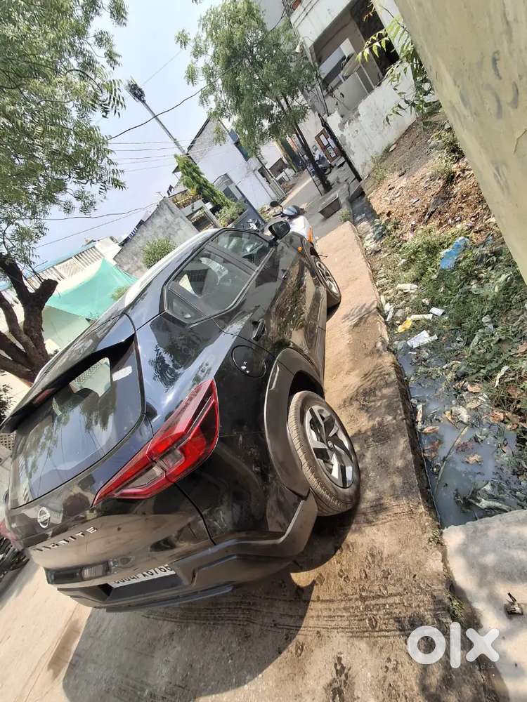 Nissan Magnite 2024 Petrol 28000 Km Driven