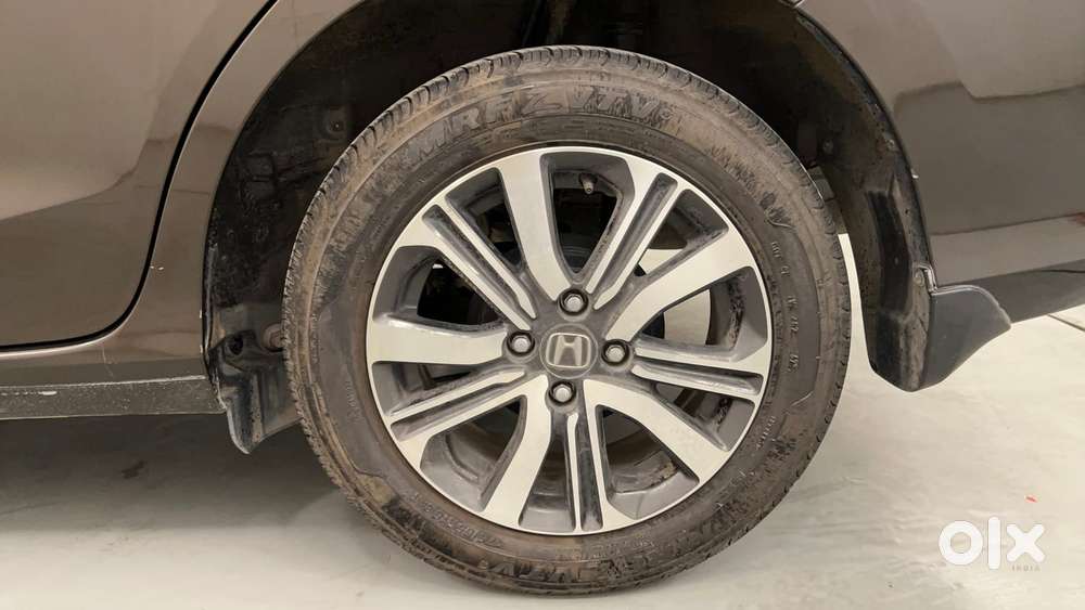 Honda Amaze Vx 1.2 Petrol Mt, 2023, Petrol