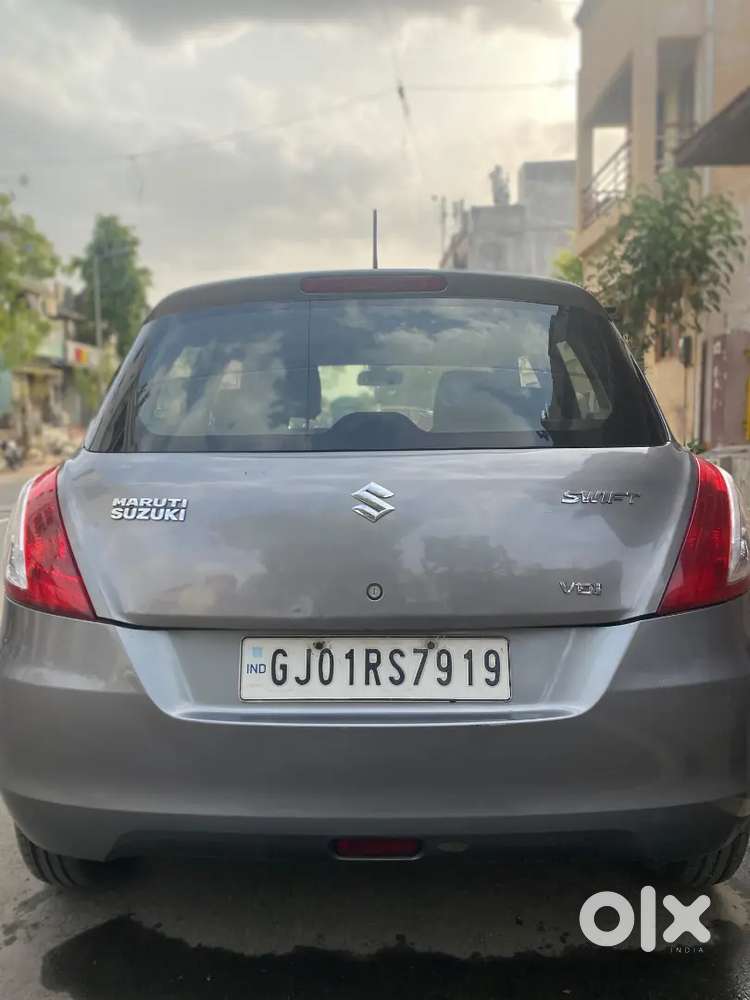Maruti Suzuki Swift 
* Varient:- Vdi(diesel)
*
