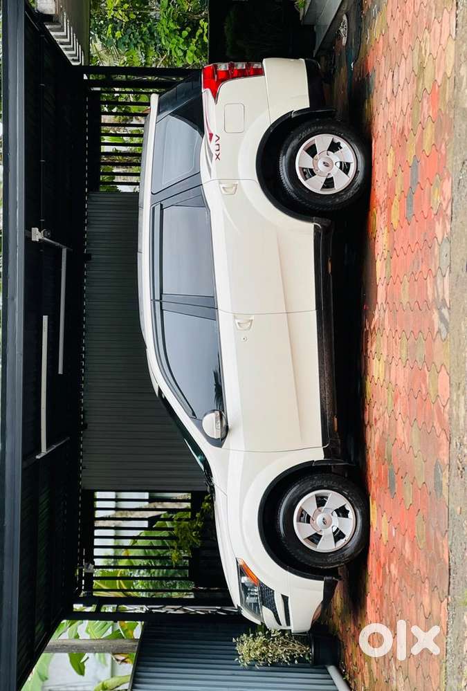 Mahindra Xuv 500 W6 2014 Model