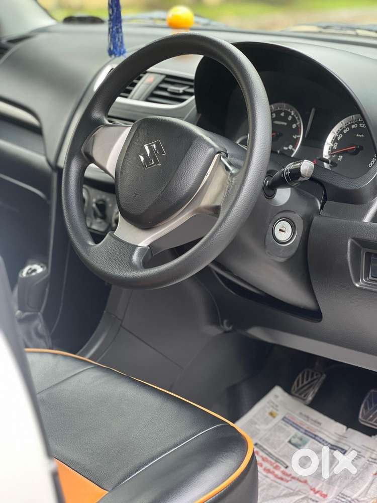 Maruti Suzuki Swift Vxi + Manual, 2015, Petrol