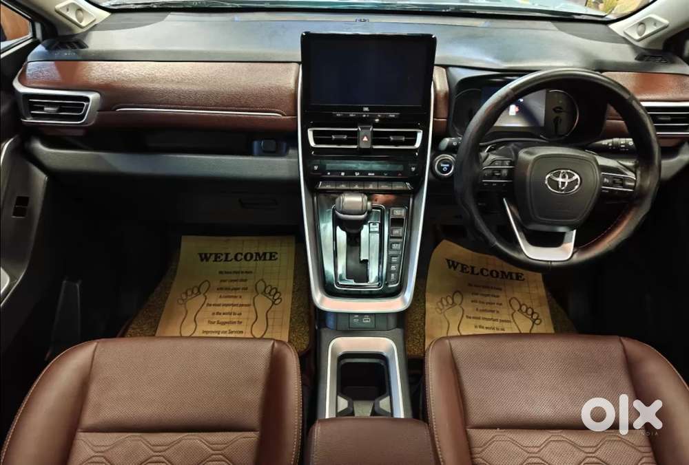 Toyota Innova Hycross 2.0 Zx Hybrid 7 Str, 2024, Petrol