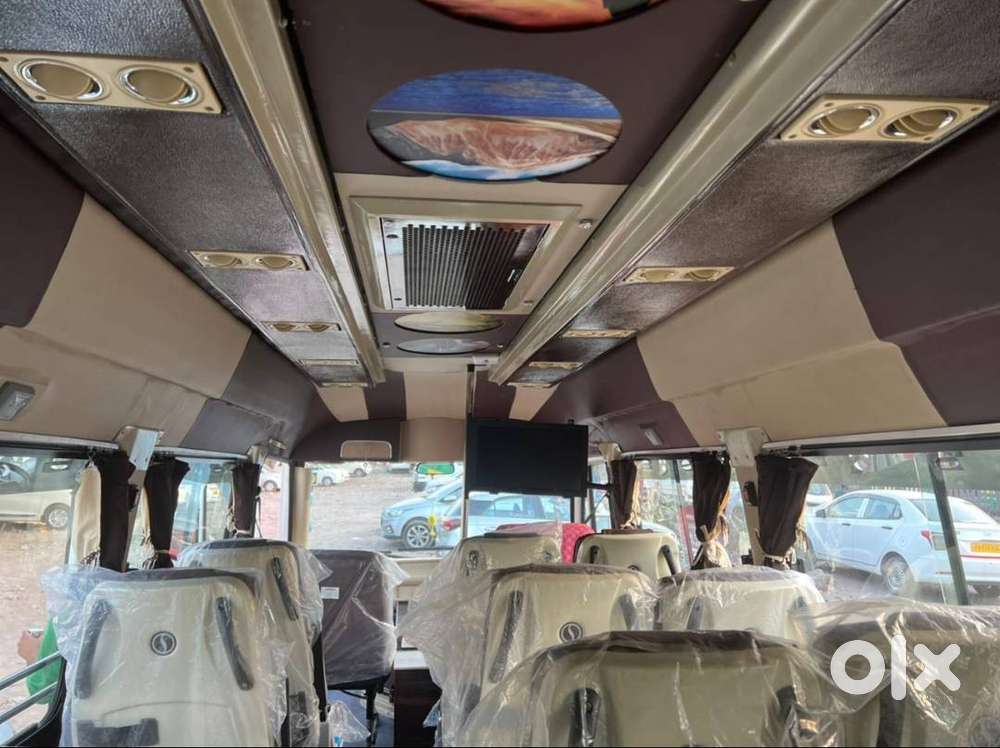 Force Motors Tempo Traveller 2022