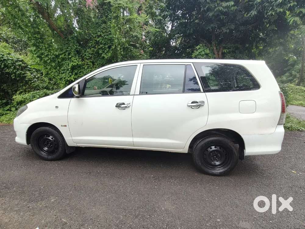Toyota Innova Diesel 2010