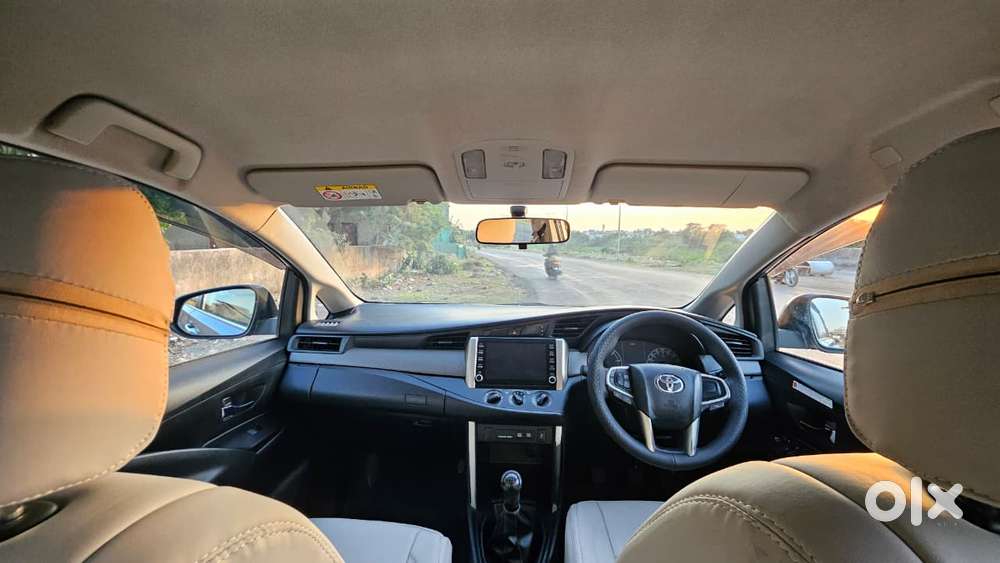 Toyota Innova Crysta 2.4 G Plus Mt 7 Str, 2022, Diesel